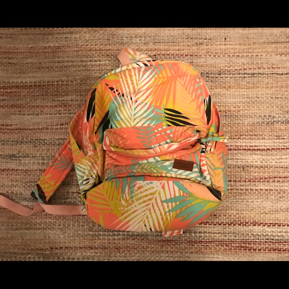 Ripcurl backpack w/ tags.